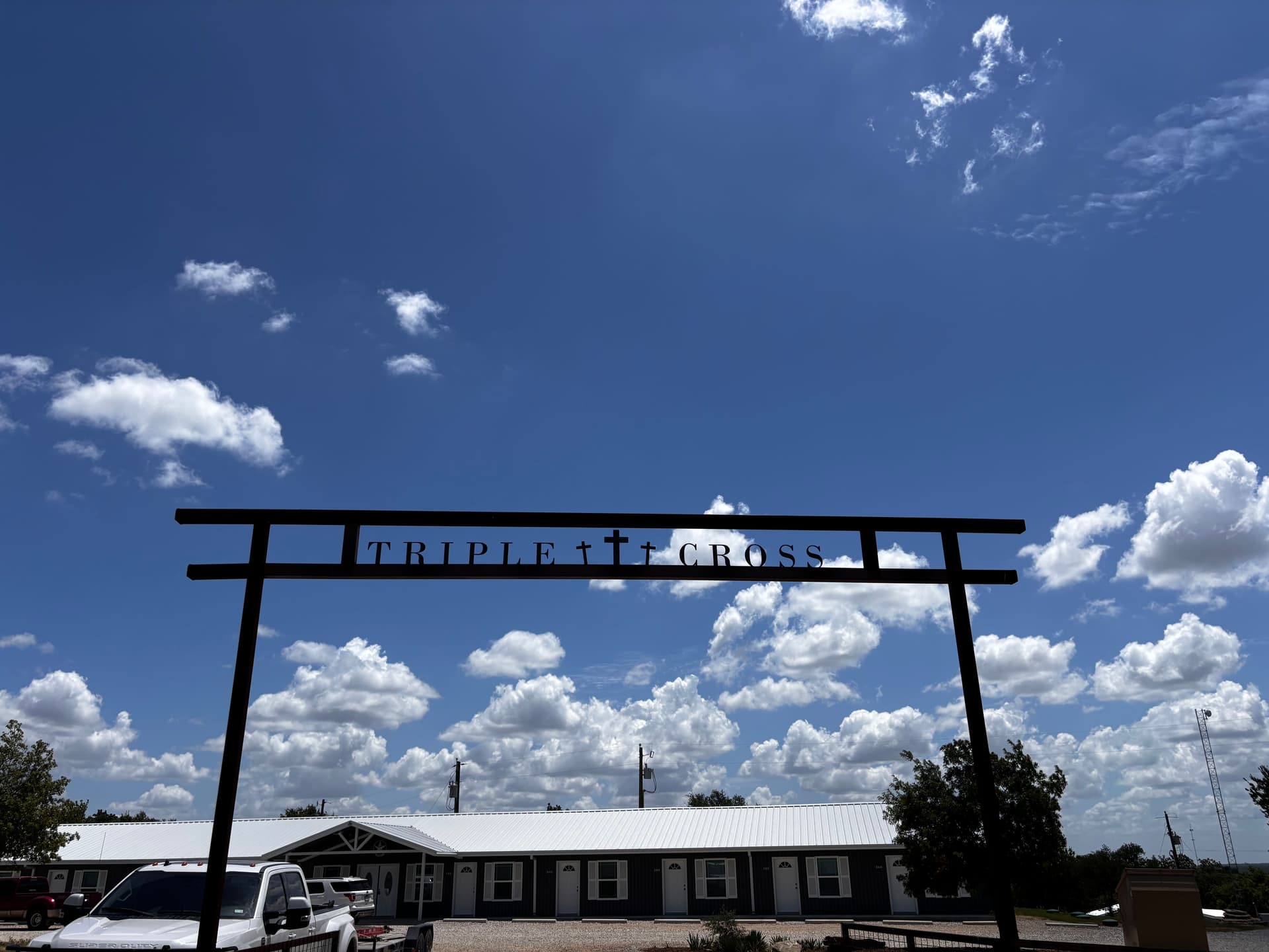 Gallery photos for Custom Metal Entrance Gates and Ranch Signage That Last: Image #1