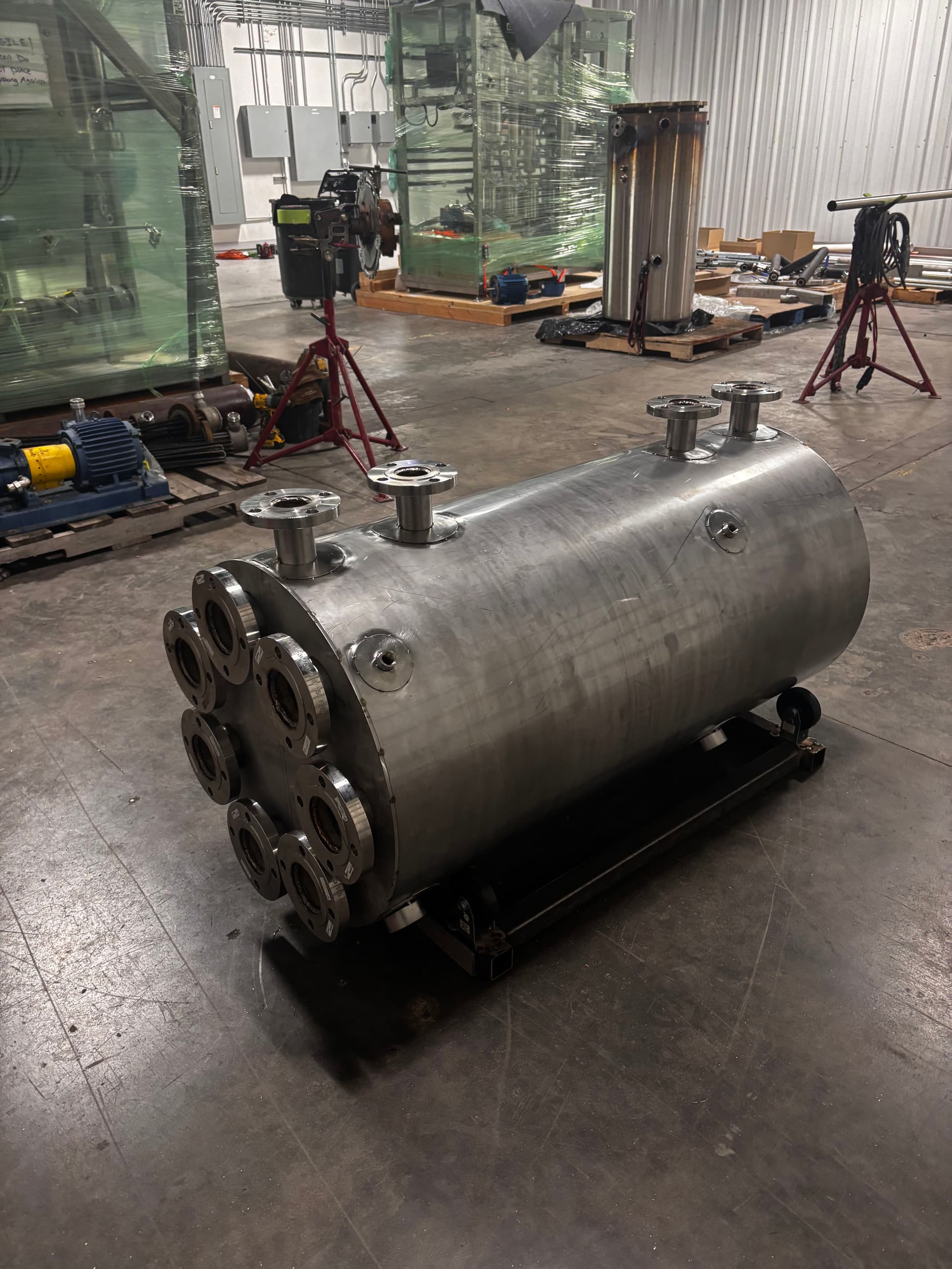 Gallery photos for Custom Stainless Steel Oil Tank Fabricated and Installed On Site: Image #1